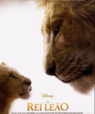 Audiodescrição: Pôster colorido do filme Rei Leão. o jovem Simba olha para o pai, Mufasa. Os dois de perfil.