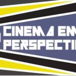 Audiodescrição Sobre fundo azul e letras brancas caixa alta Cinema em perspectiva
