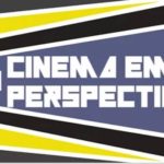 Audiodescrição Sobre fundo azul e letras brancas caixa alta Cinema em perspectiva